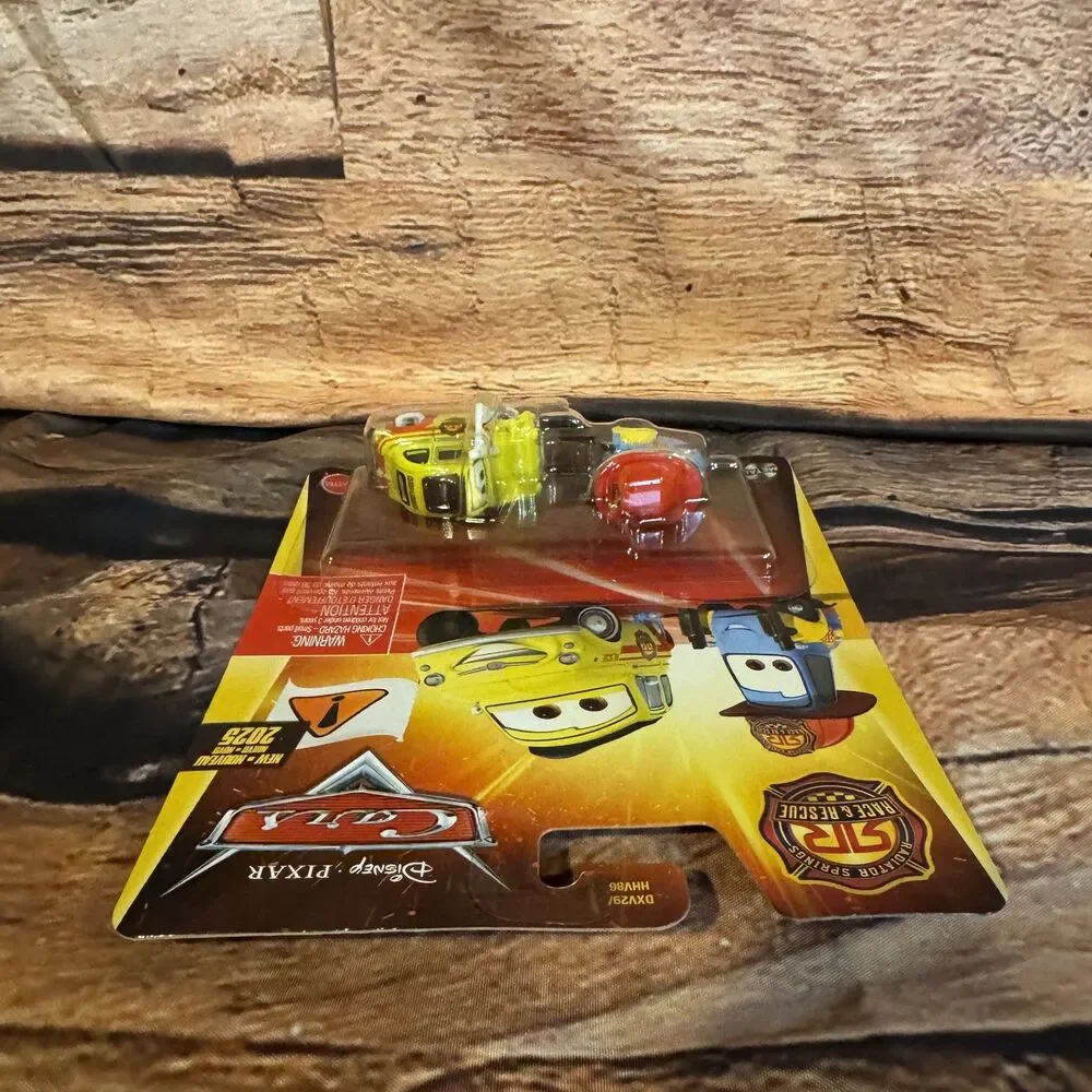 Disney Pixar Cars Luigi & Guido Race & Rescue Diecast 2-Pack Mattel DXV29 HHV86